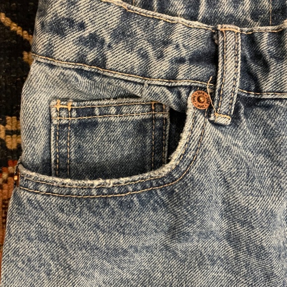 Zara high-waisted distressed jean size 4 - Picture 3 of 10